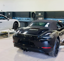 Dura deliver state-of-the-art workshop to new Porsche Centre