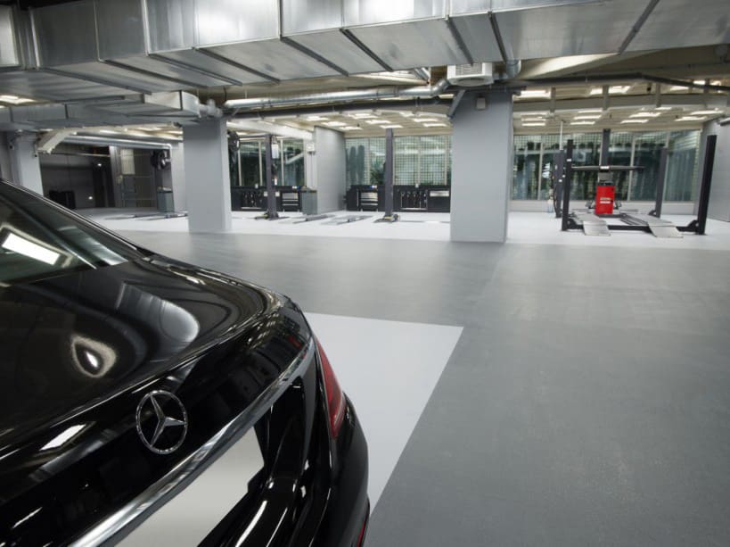 Mercedes Paris workshop by Dura Ltd