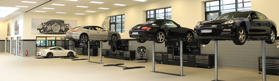 Porsche Mannheim integrated workshop by Dura Ltd