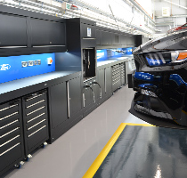 Gates raises the bar for Ford workshop fitout