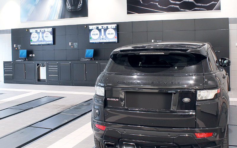Dura Ltd Workshop Installation of Jaguar Land Rover Munich